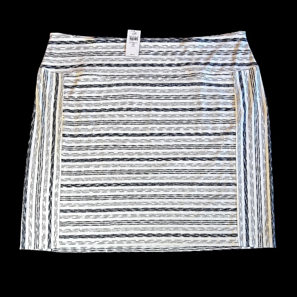 J. Jill Rayon Skirt Plus Size Horizontal w/ Vertical Stripes Side Panels Stretch - Picture 7 of 12